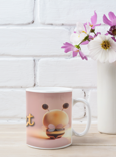 Panorama Tasse "Bee Sweet" - Grafikmagie
