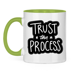 Tasse zweifarbig "Trust the precess" - Grafikmagie