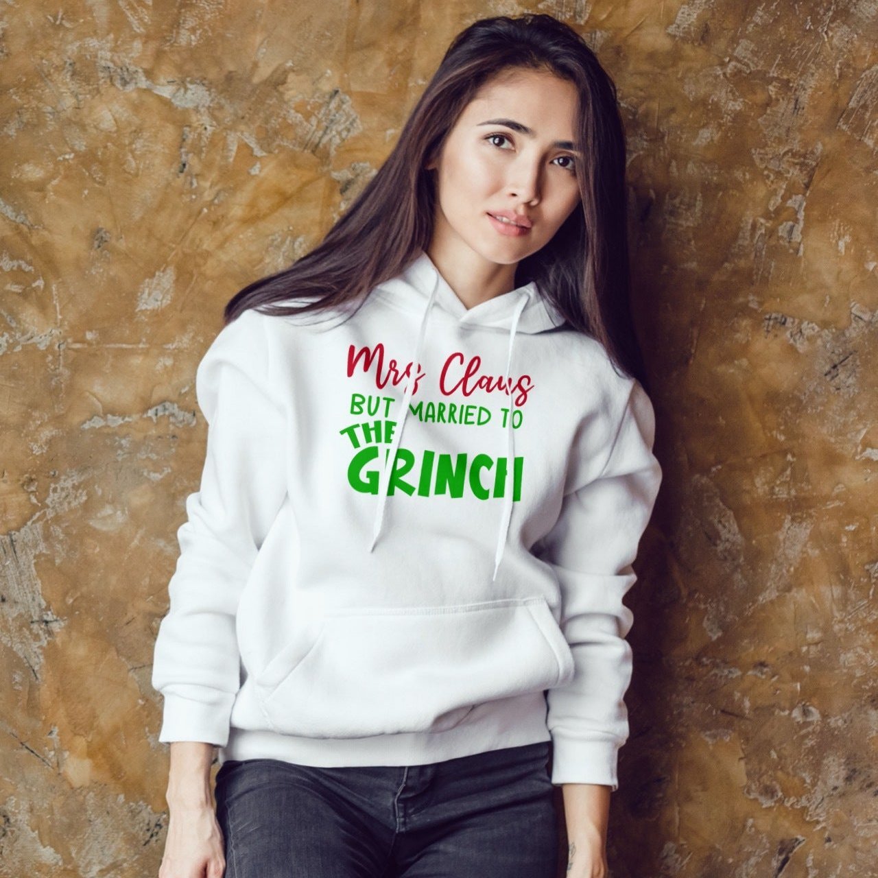 Damen Hoodie "Mrs Clause but Married to the Grinch" - Grafikmagie