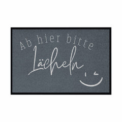 Fußmatte mit Gummirand "Ab hier bitte Lächeln" - Grafikmagie